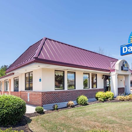 Days Inn By Wyndham Dover Downtown Dış mekan fotoğraf